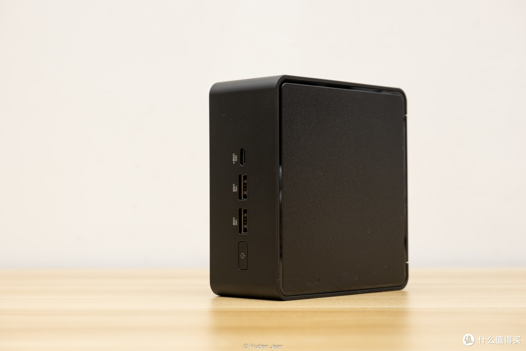Asus NUC 15 Pro高款测试:经典mini主机+自由扩展