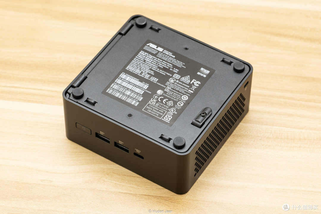 Asus NUC 15 Pro高款测试:经典mini主机+自由扩展