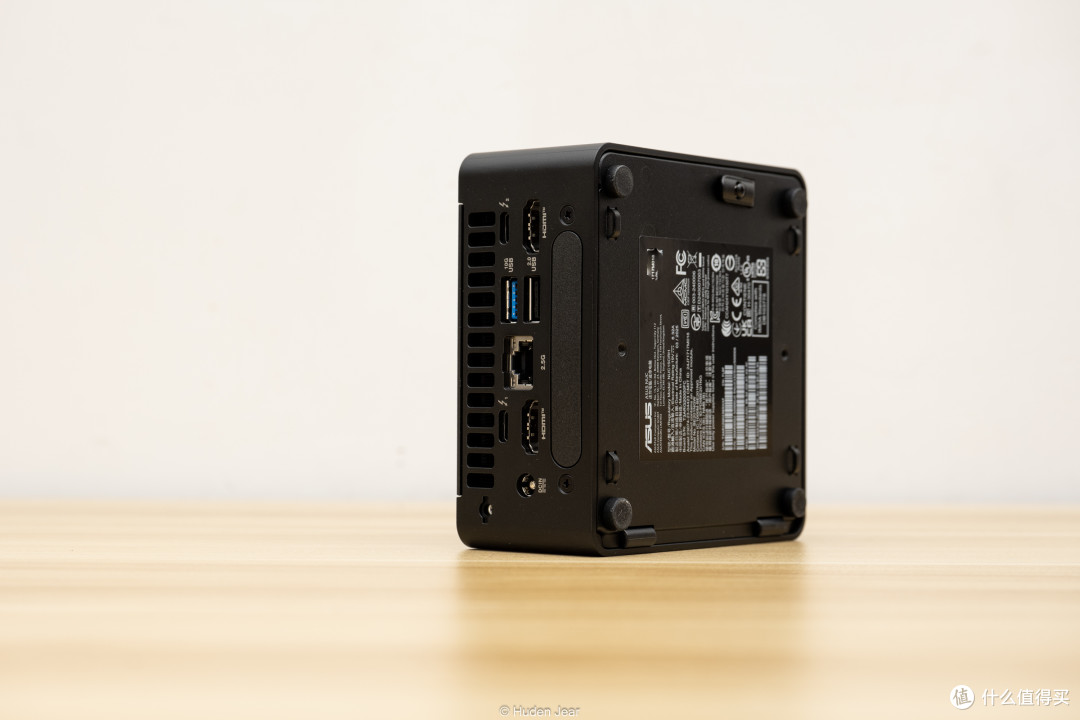 Asus NUC 15 Pro高款测试:经典mini主机+自由扩展