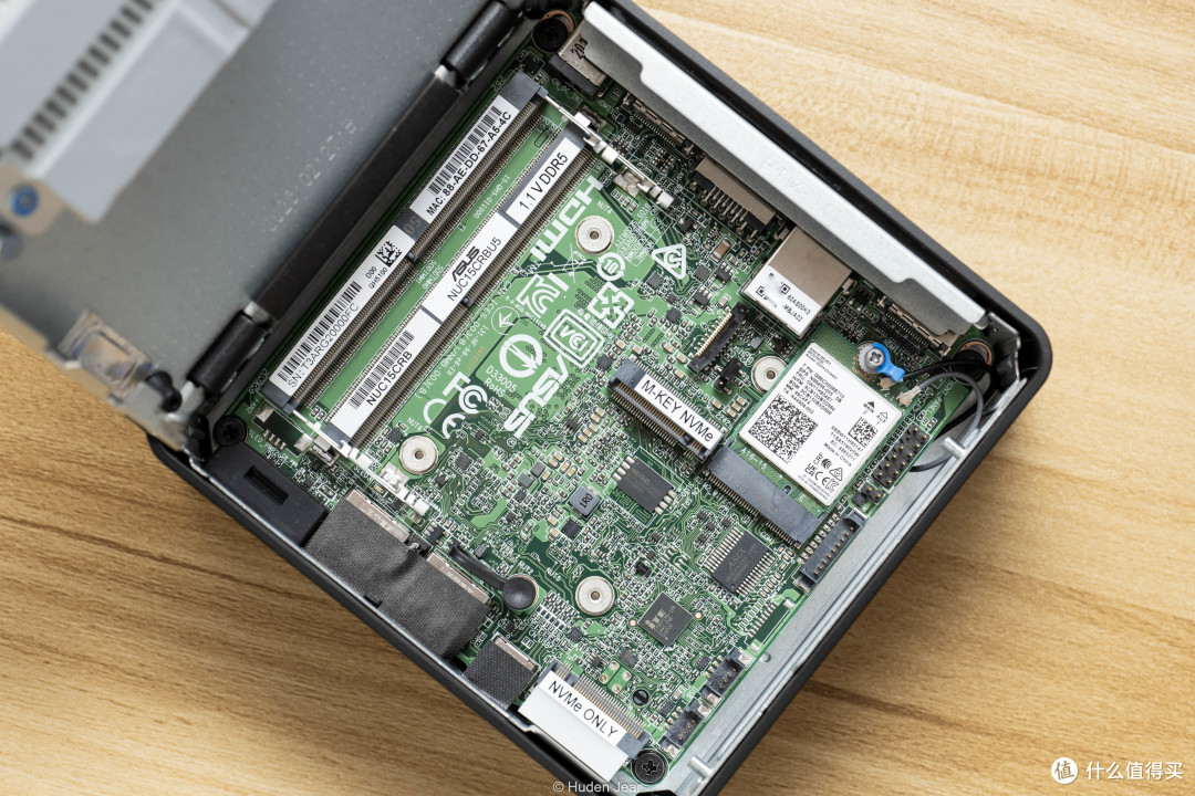 Asus NUC 15 Pro高款测试:经典mini主机+自由扩展