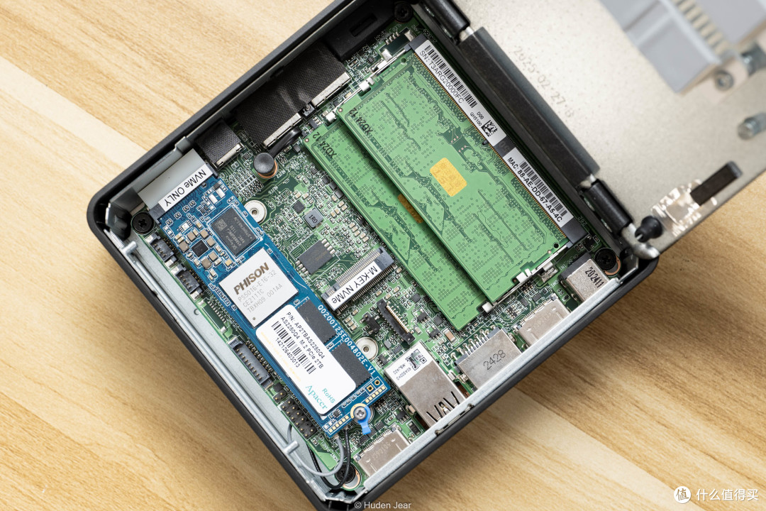 Asus NUC 15 Pro高款测试:经典mini主机+自由扩展