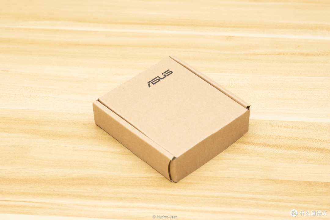 Asus NUC 15 Pro高款测试:经典mini主机+自由扩展