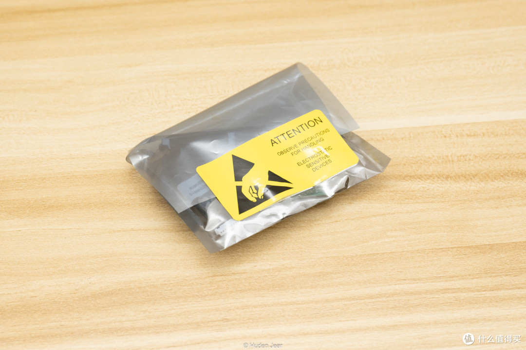 Asus NUC 15 Pro高款测试:经典mini主机+自由扩展