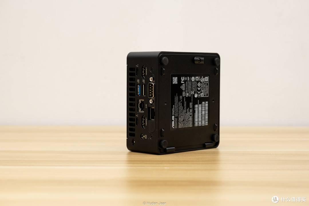 Asus NUC 15 Pro高款测试:经典mini主机+自由扩展