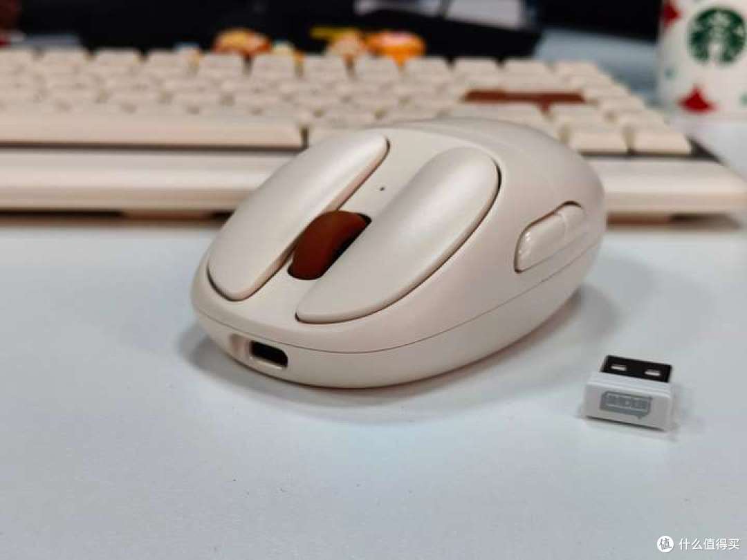 送小姐姐的键盘不踩雷指南:颜值 + 实用双杀的工位治愈神器