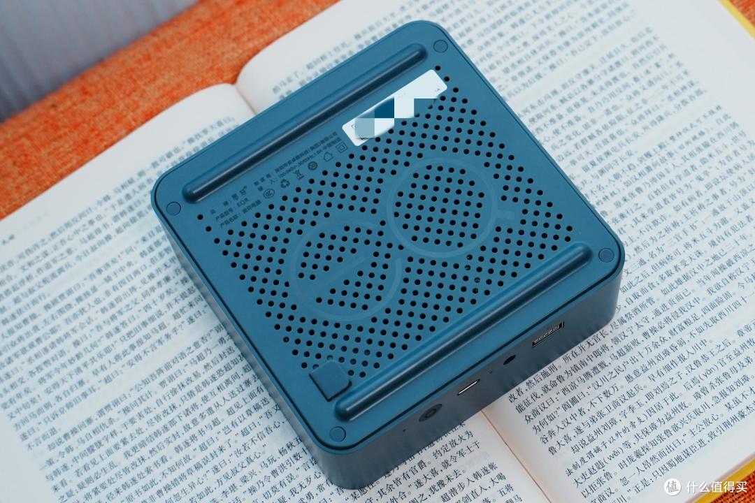 旗舰级办公迷你电脑，零刻EQR7商用mini主机电脑开箱评测