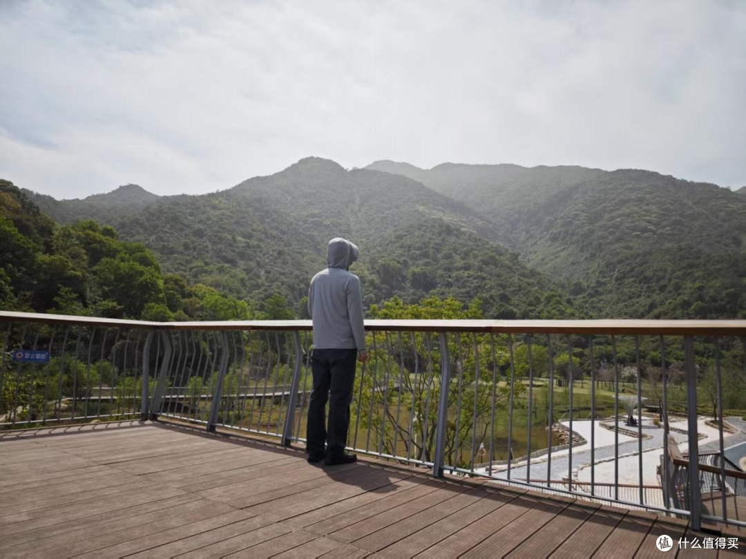 死磕高原防晒，不走颜值路线却火出圈，Gakior防晒衣如何硬刚同行