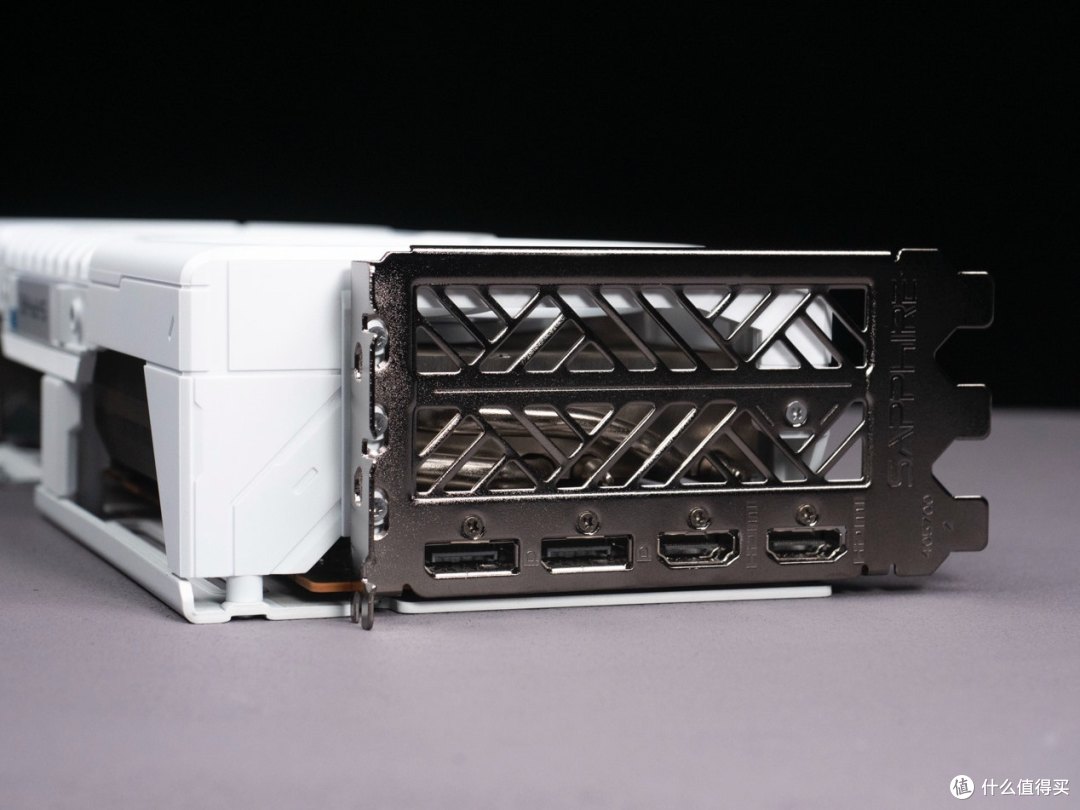 RDNA 4架构的GRE新星:AMD Radeon RX 9070 GRE显卡首发评测