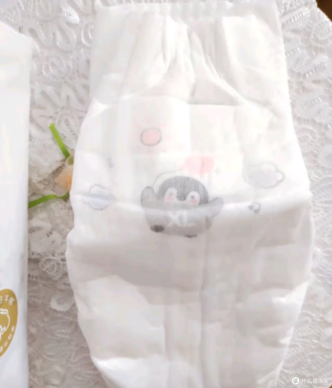好奇治愈之柔企鹅裤纸尿裤L32片(9-14kg)大号婴儿尿不湿夏天超薄