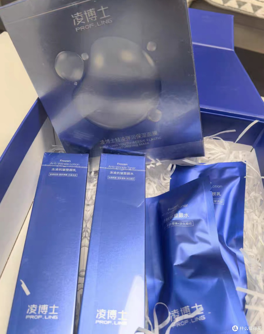 凌博士源能水乳套装，玻尿酸抗皱黑科技，解锁细胞级年轻密码  
