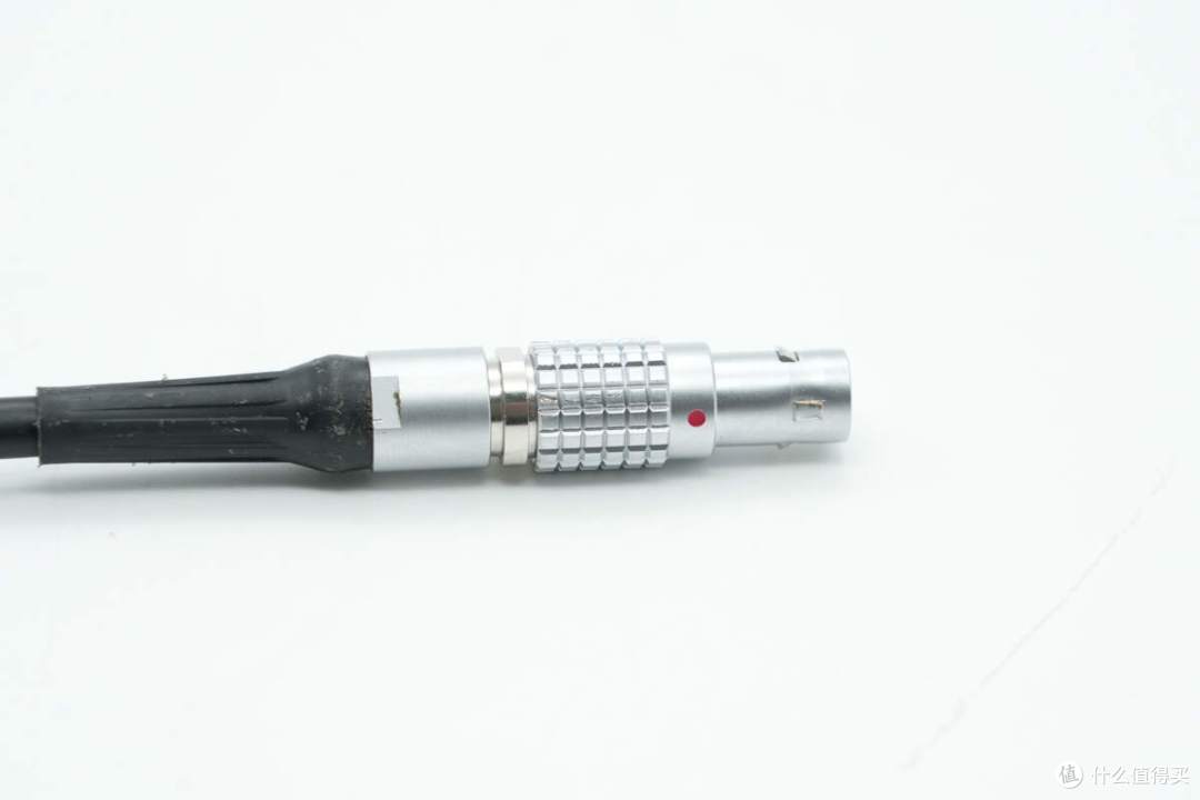 线体分离设计使用更灵活,云深处168W机器人锂电池充电器拆解