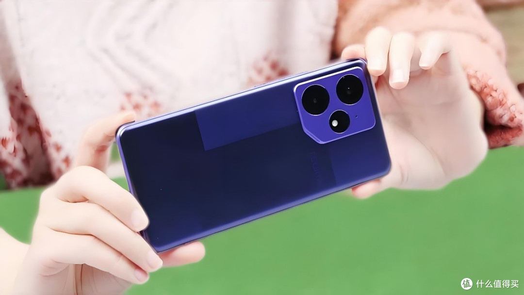 千元性价比排名第一,天玑9300+芯片、7000mAh,跌至1669元