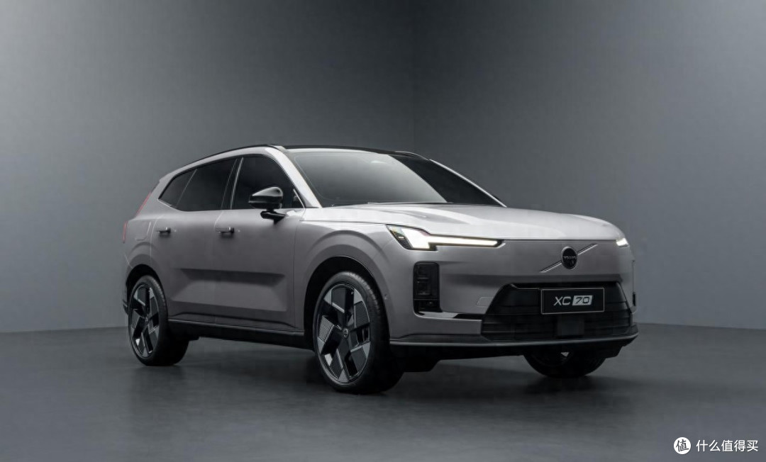豪华阵营首款长续航超级混动SUV,全新沃尔沃XC70太惊艳了