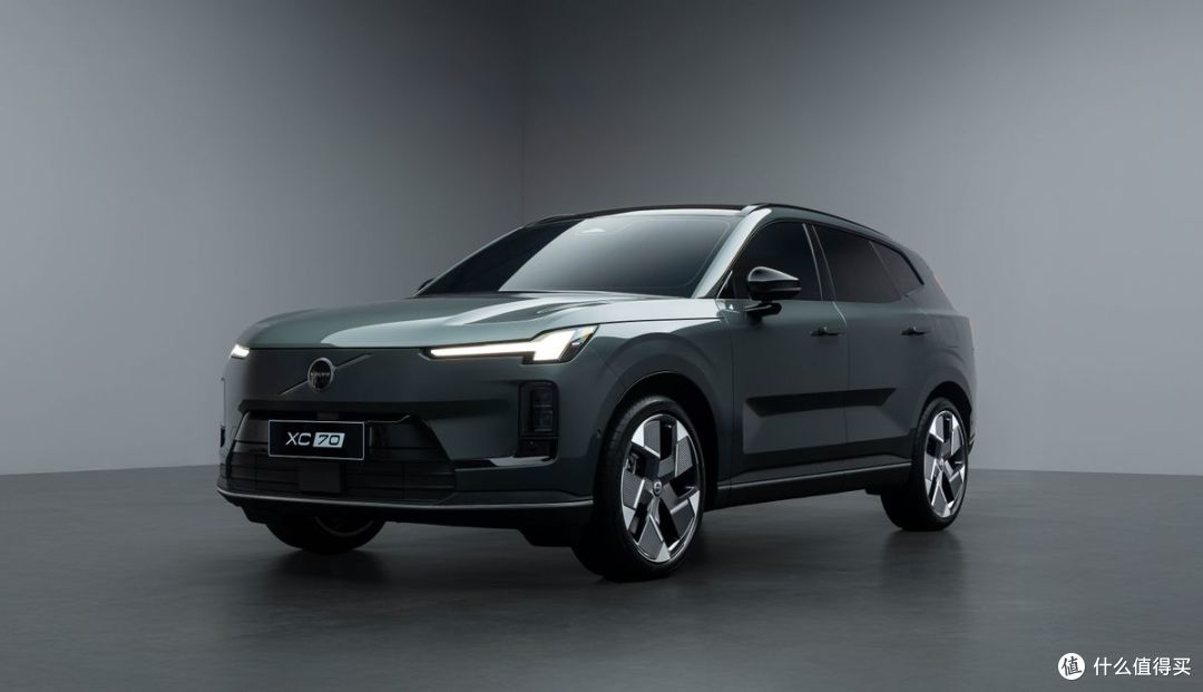 豪华阵营首款长续航超级混动SUV,全新沃尔沃XC70太惊艳了