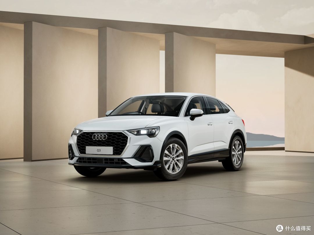 2025款奥迪Q3评测:30万内豪华SUV强势升级,这配置够打吗?
