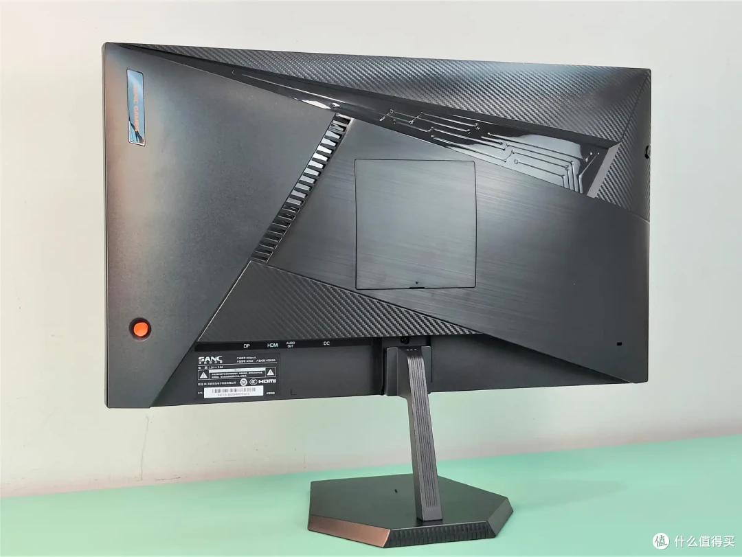 百元电竞神器!240Hz+1ms极速屏实测,500元竟能吊打千元显示器?