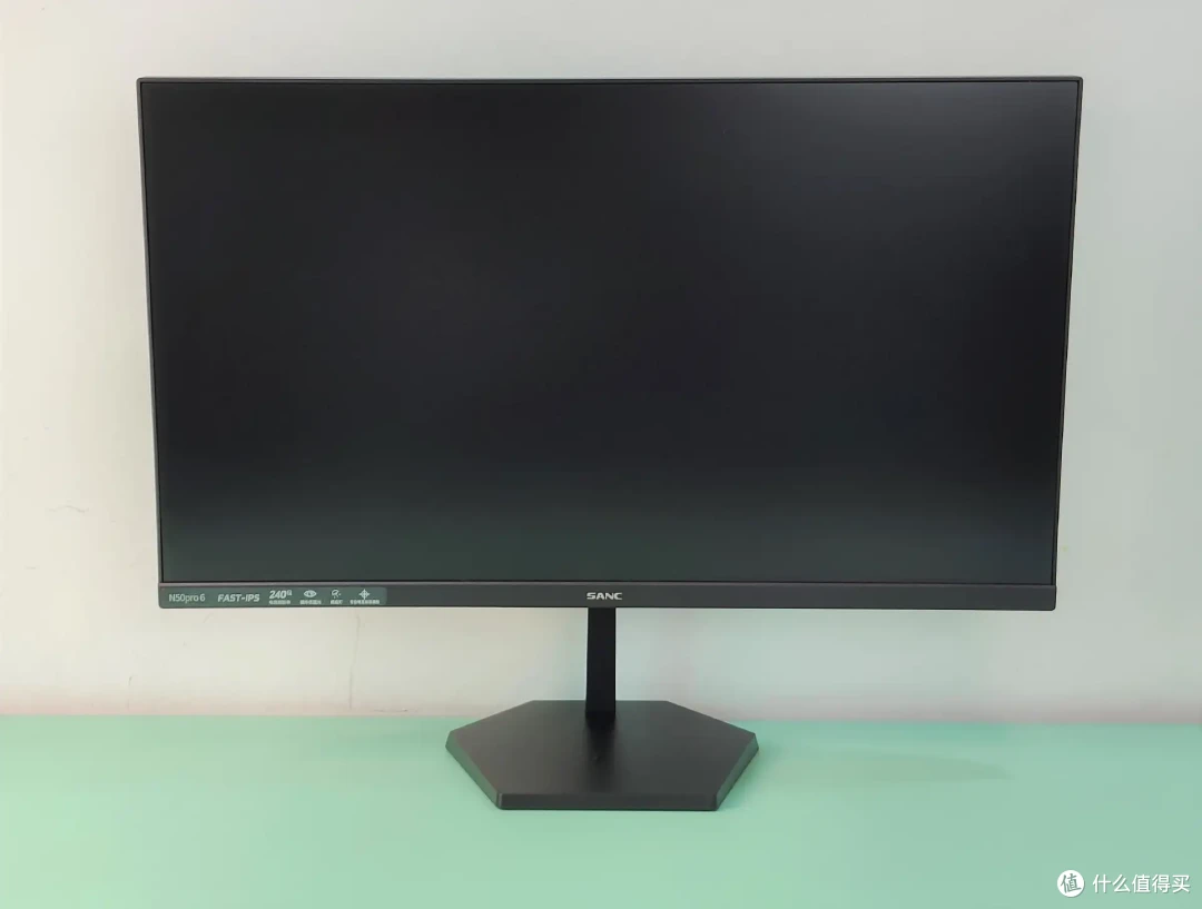 百元电竞神器!240Hz+1ms极速屏实测,500元竟能吊打千元显示器?