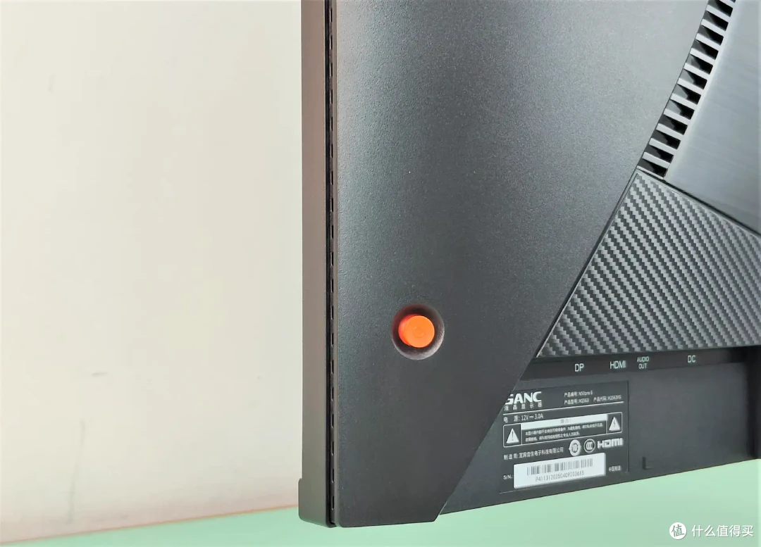 百元电竞神器!240Hz+1ms极速屏实测,500元竟能吊打千元显示器?