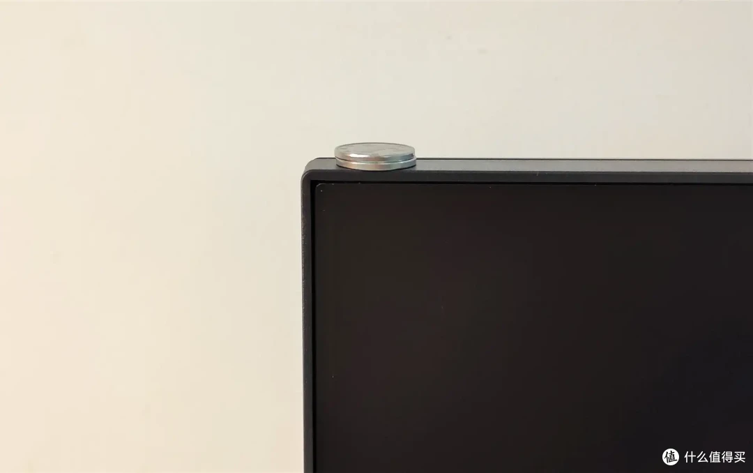 百元电竞神器!240Hz+1ms极速屏实测,500元竟能吊打千元显示器?