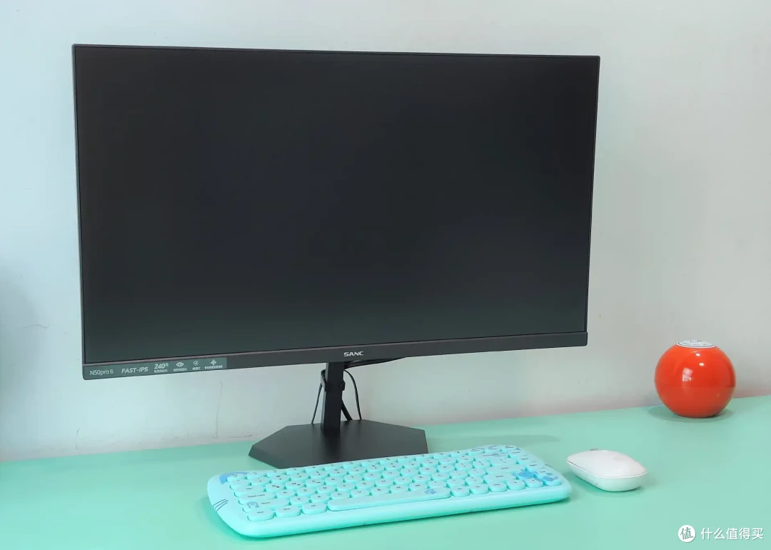 百元电竞神器!240Hz+1ms极速屏实测,500元竟能吊打千元显示器?