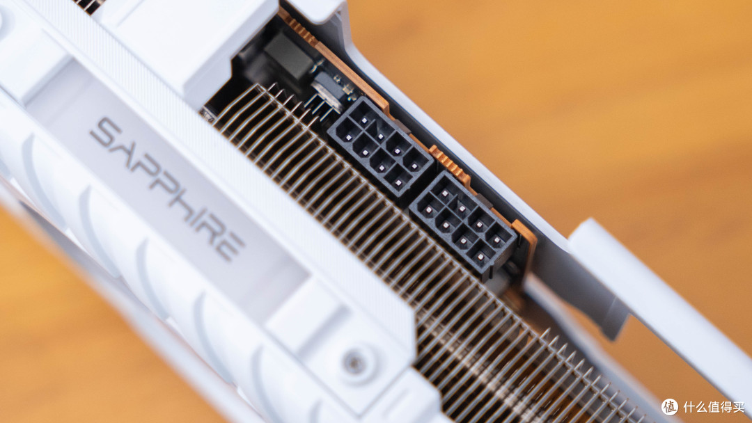 4500元价位新选择:蓝宝石PURE 极地 RX 9070 GRE OC 首发评测