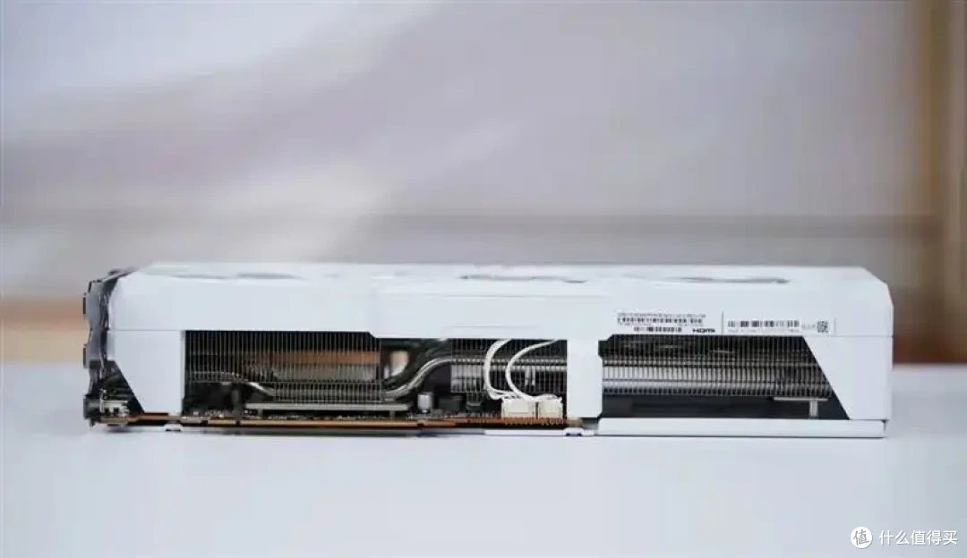 AMD 9070 GRE评测: 超频接近RTX 5070