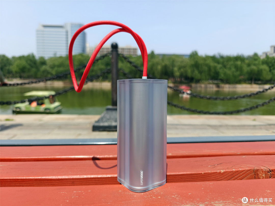 治愈电量焦虑,一加 150W 超能核移动电源,出差党的回血神器