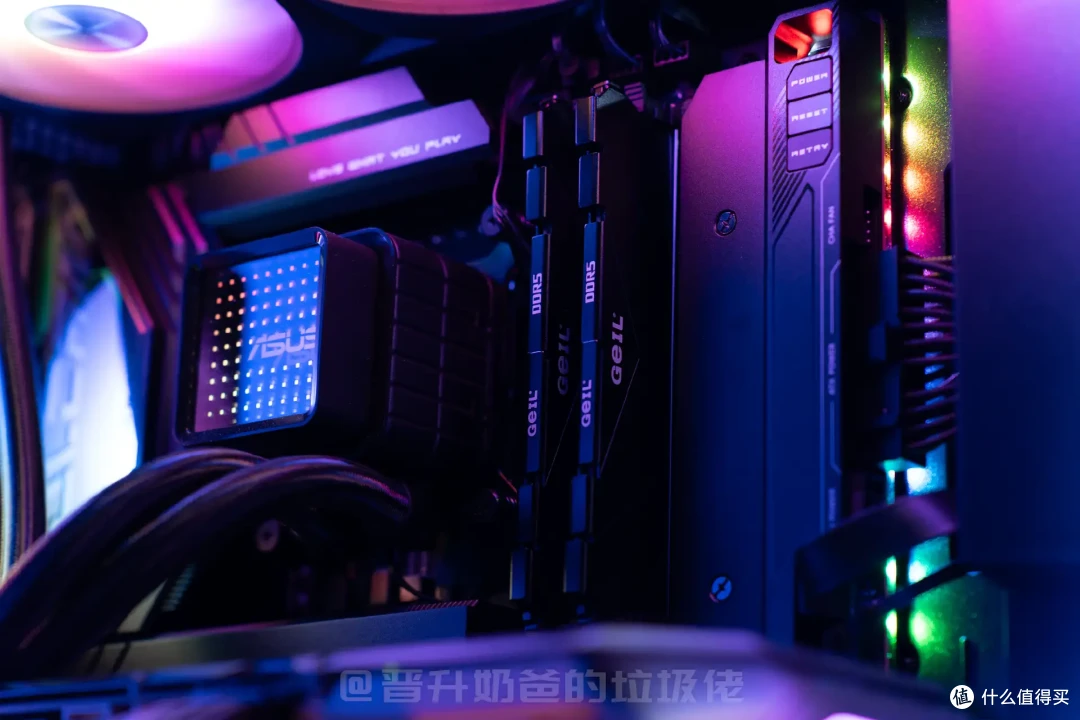 好马配好鞍，AMD神U配低时序DDR5内存|金邦巨蟹6000MHz C28
