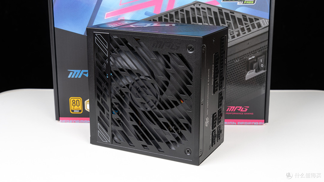 RTX 50系显卡的金牌搭档,微星MPG A1000GS PCIE5暗黑电源体验