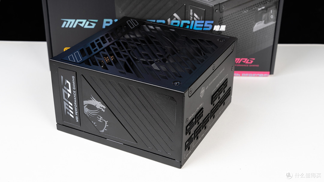 RTX 50系显卡的金牌搭档,微星MPG A1000GS PCIE5暗黑电源体验