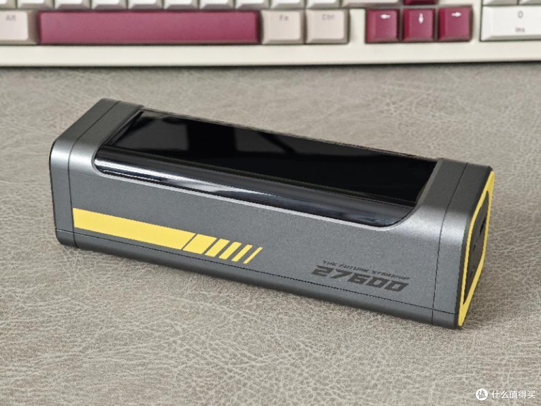 27600mAh+240W超强输出,Aohi奥海240W星舰能量舱,只需399!