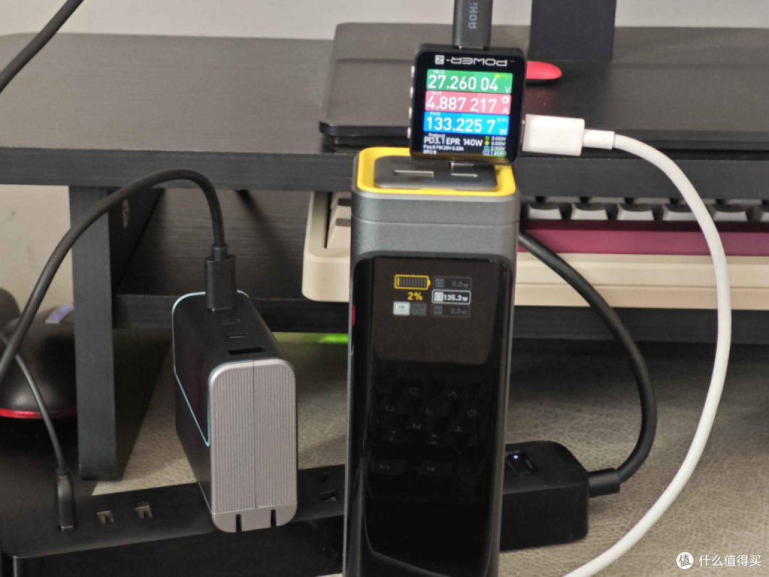 27600mAh+240W超强输出,Aohi奥海240W星舰能量舱,只需399!