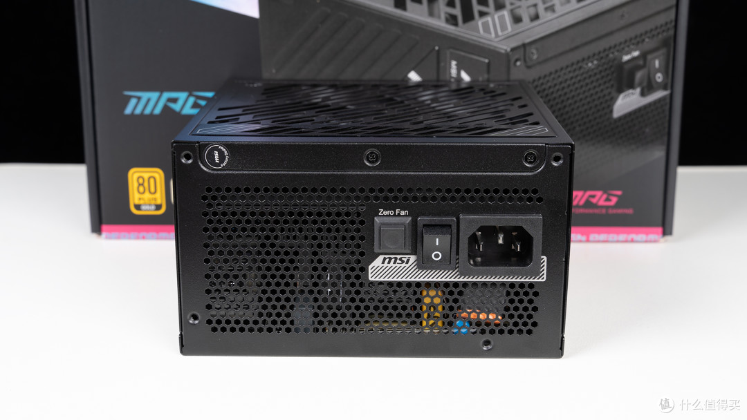 RTX 50系显卡的金牌搭档,微星MPG A1000GS PCIE5暗黑电源体验