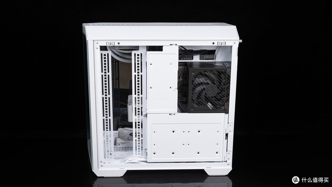 RTX 50系显卡的金牌搭档,微星MPG A1000GS PCIE5暗黑电源体验