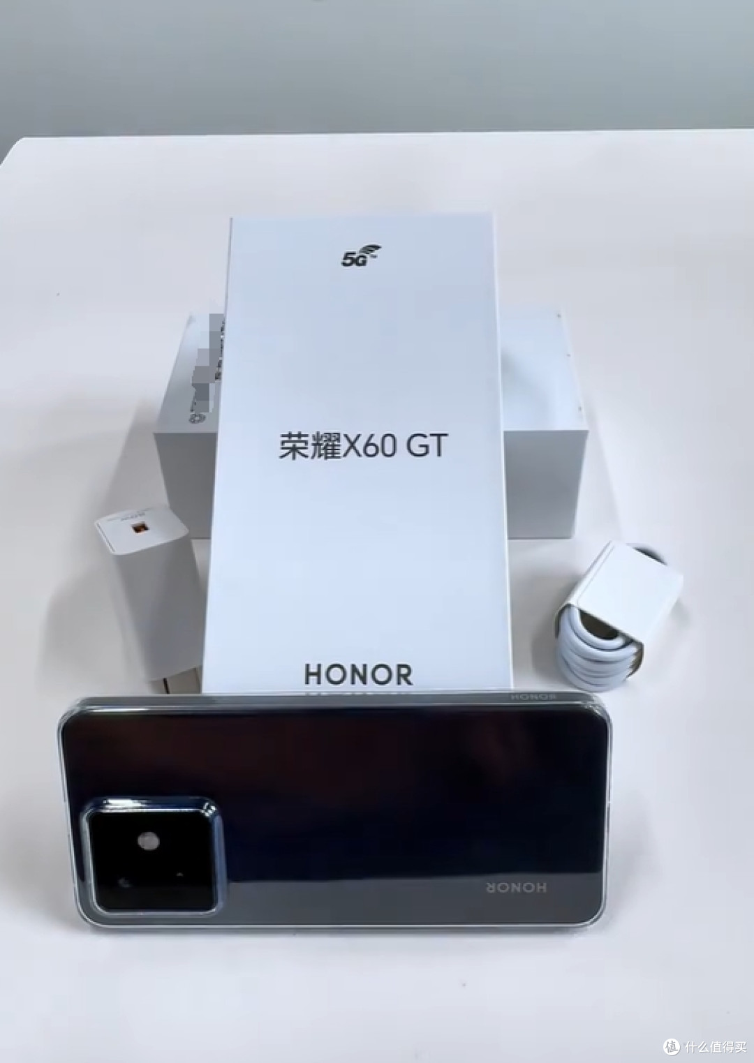 荣耀X60 GT半个月暴击测评:轻薄扛造×护眼神屏×游戏能打
