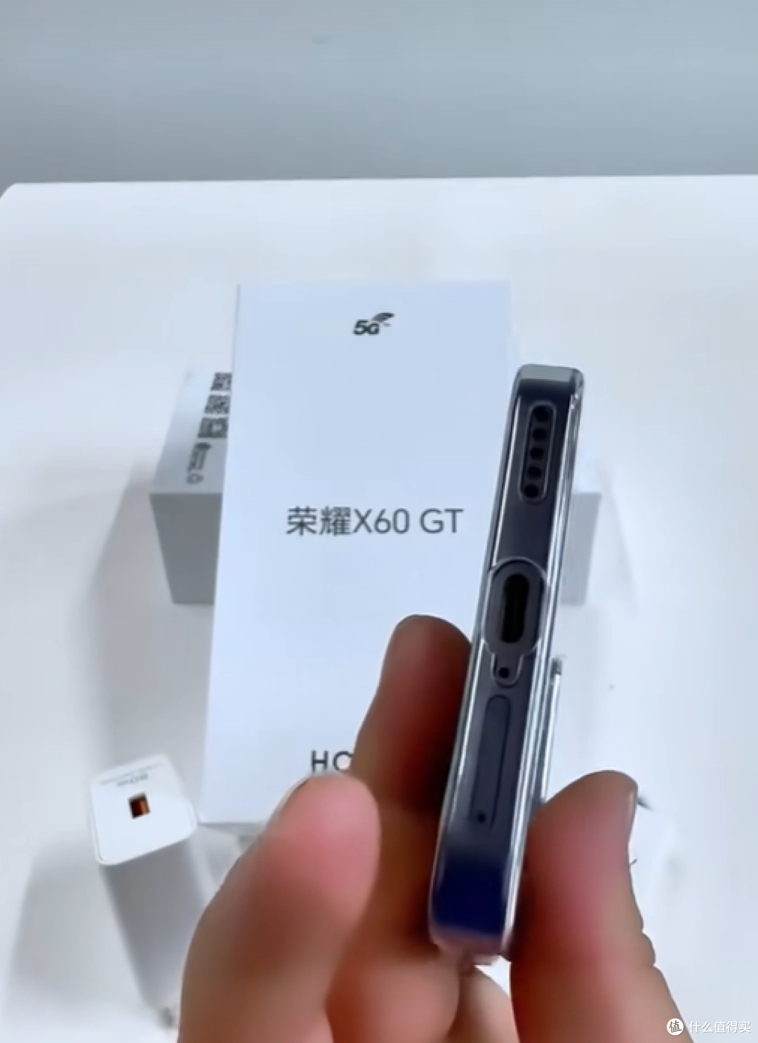 荣耀X60 GT半个月暴击测评:轻薄扛造×护眼神屏×游戏能打