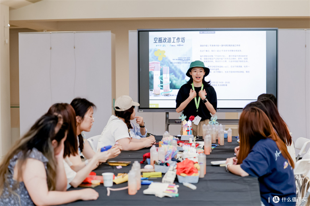 溪木源携手inD广州艺术嘉年华:以“空瓶再生”创新公益