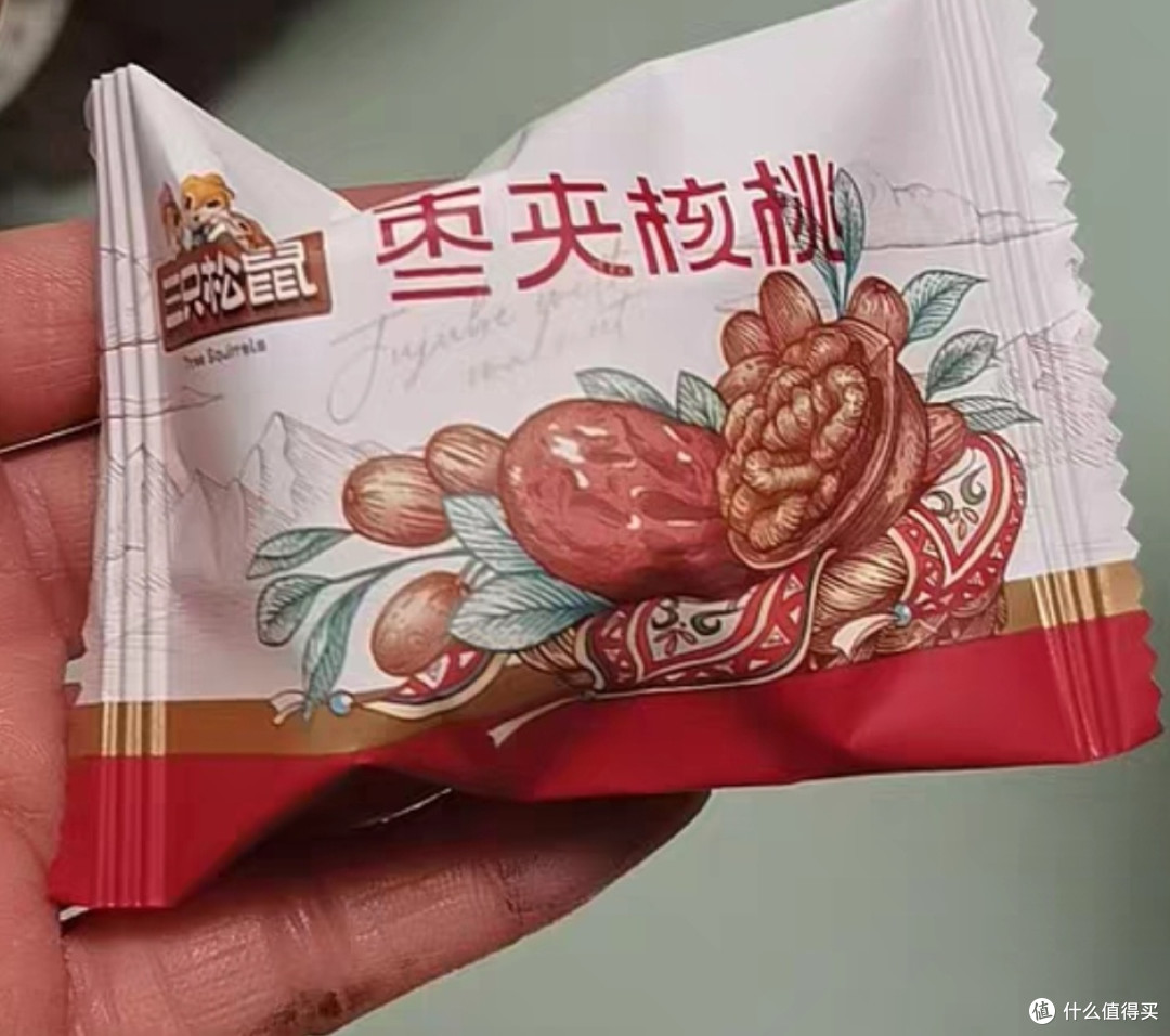【三只松鼠_每日枣夹核桃】健康早餐红枣核桃坚果枣仁派礼盒