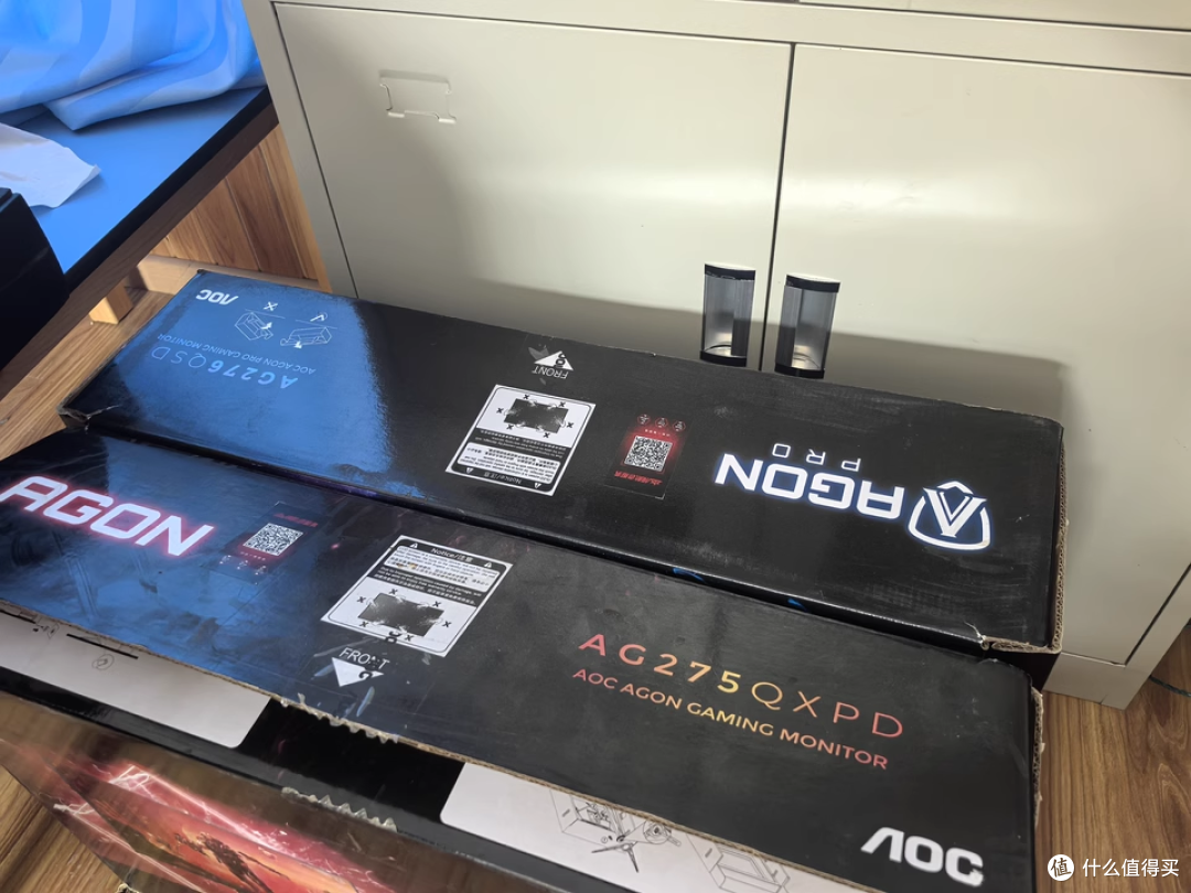 AOC 爱攻 AG276QSD,电竞玩家的超神利器!