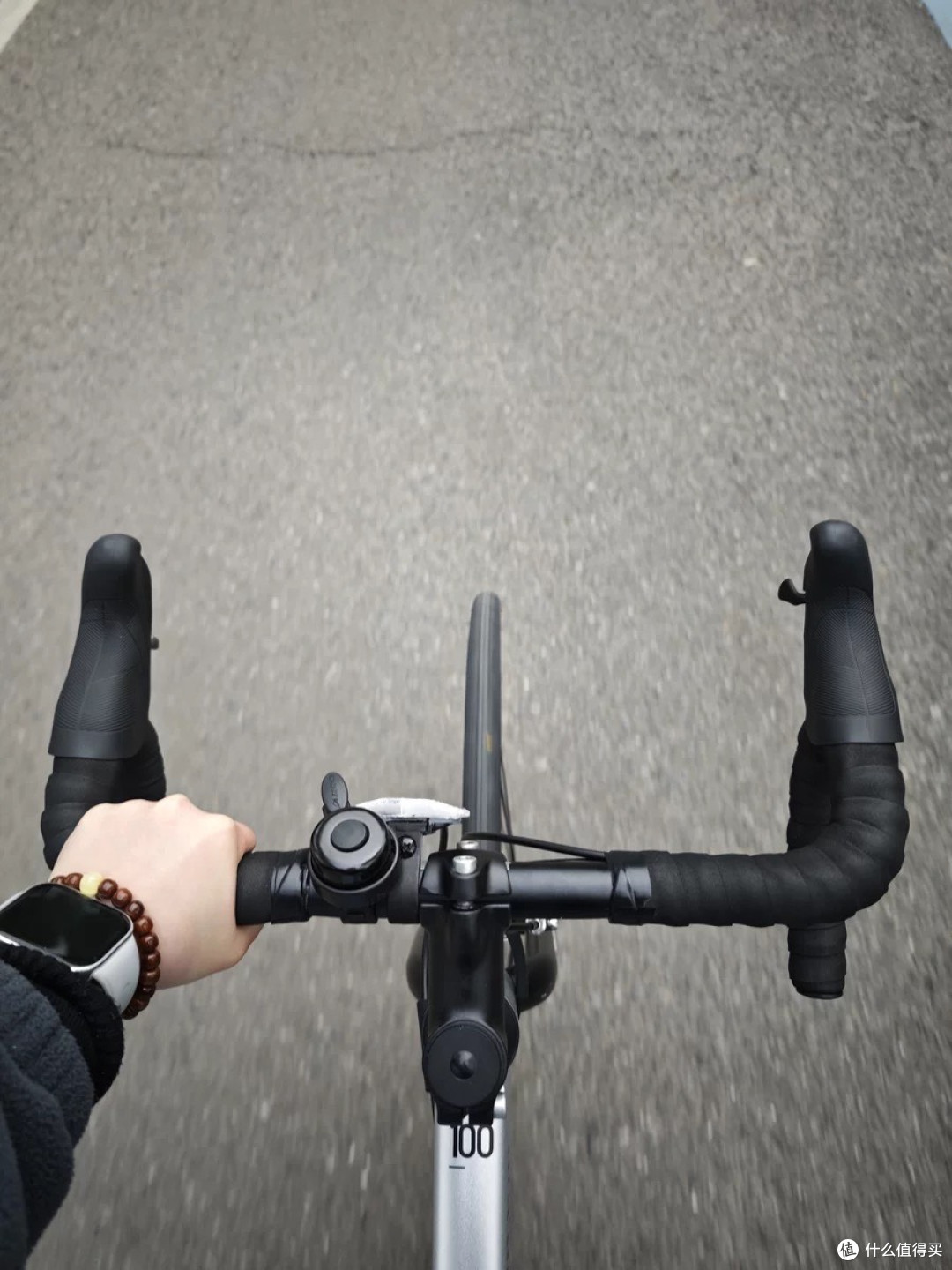 迪卡侬RC100V2:公路车新手入门神车