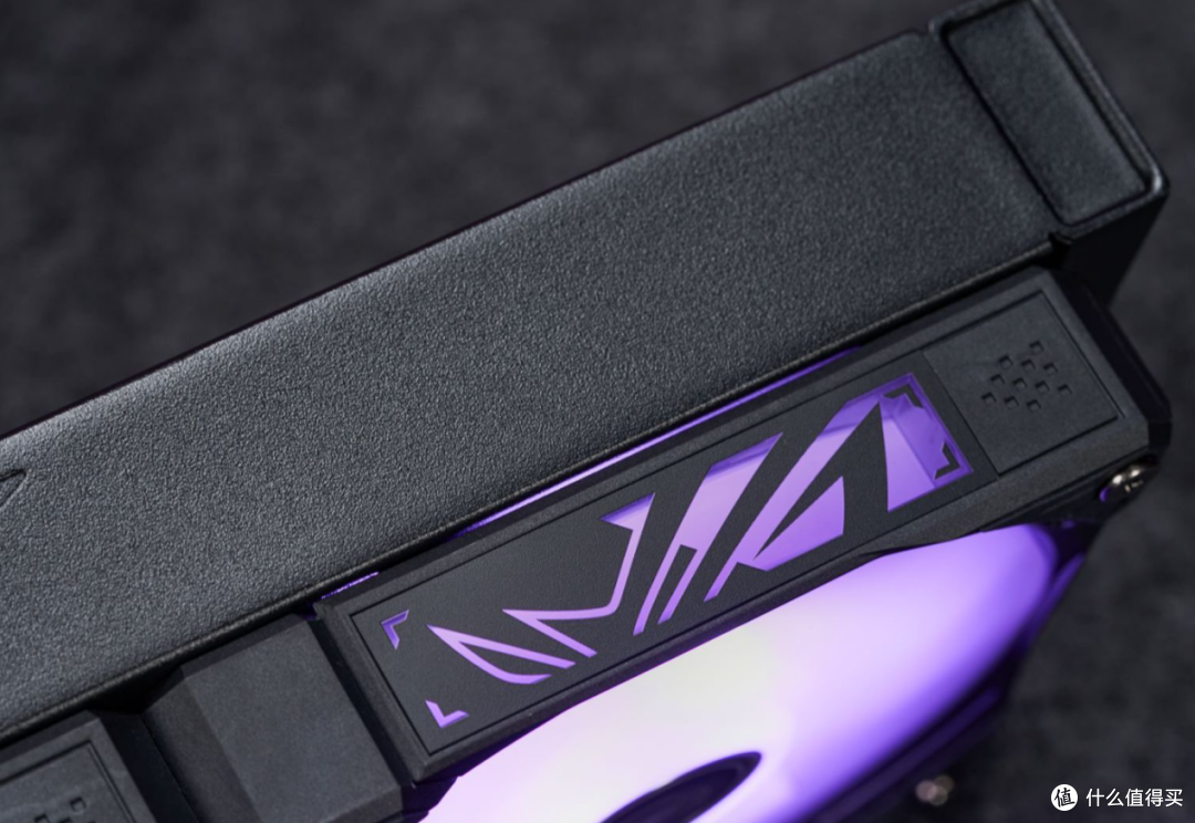 旗舰新品震撼登场，装机首选ROG RYUO龙王4曲面屏水冷