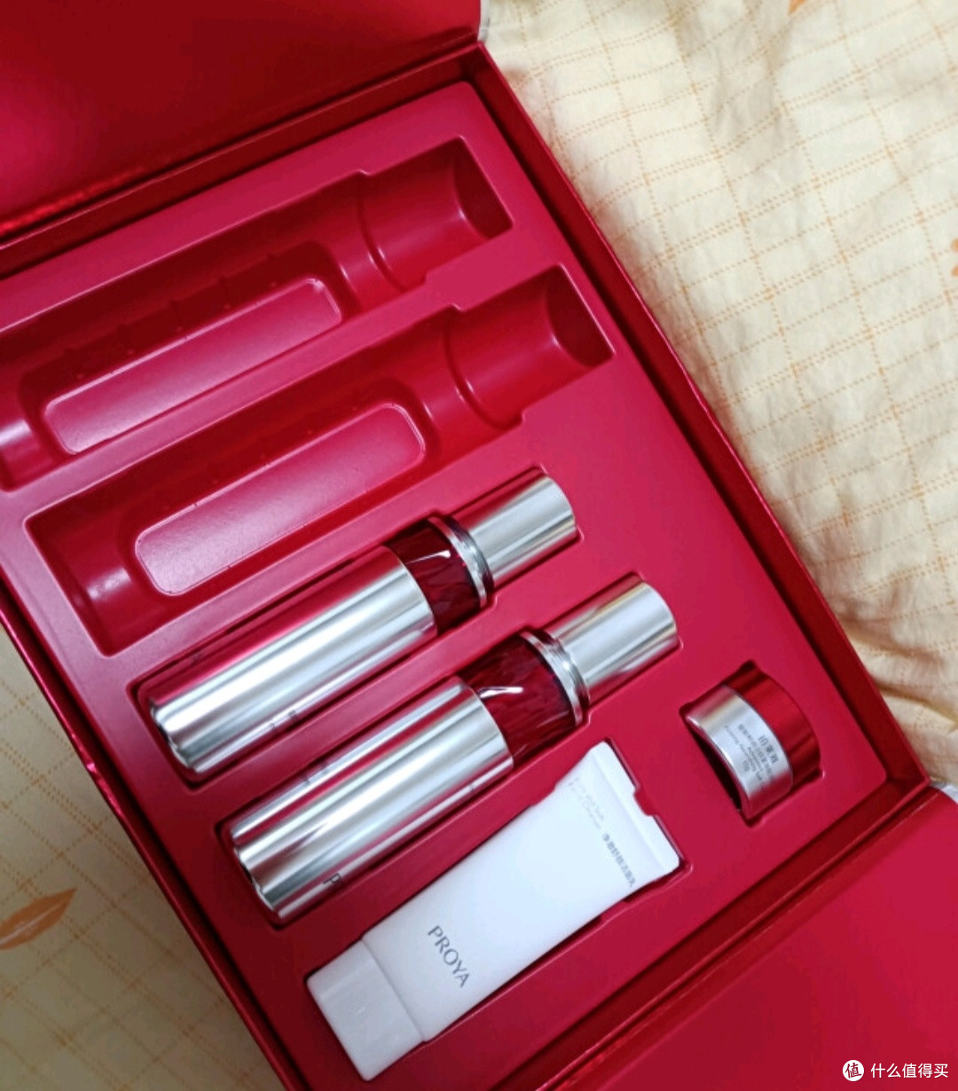 母亲节送珀莱雅红宝石水乳