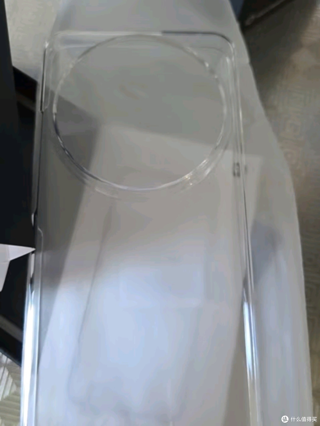 小米15Ultra :徕卡镜头下的白色科技美学,开启智能新纪元