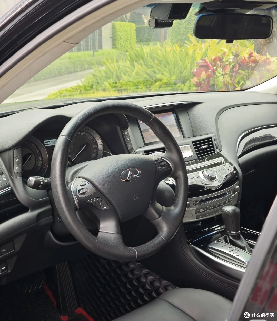 Q70 | 老Baby鉴赏