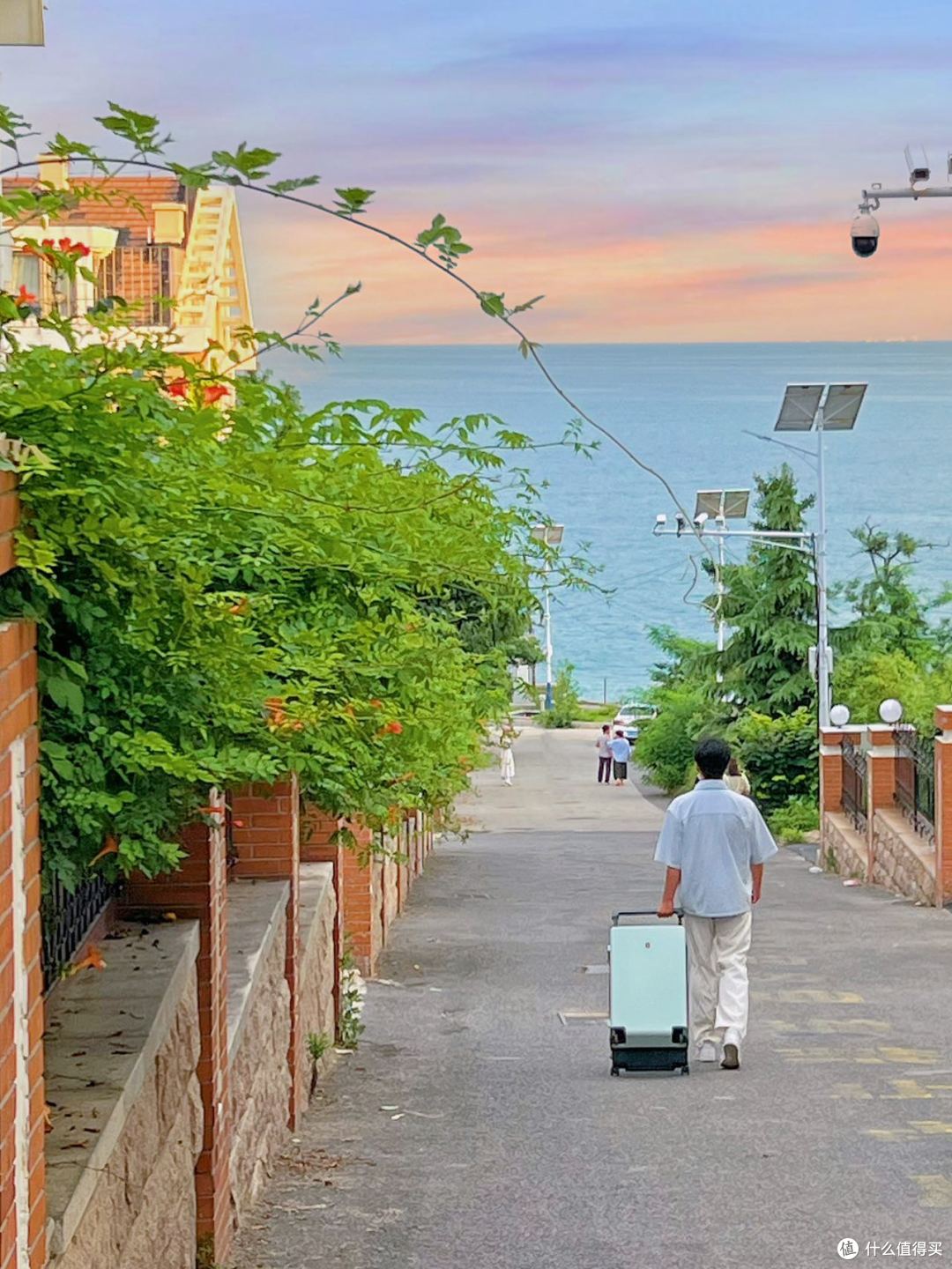 旅行箱选购难题破解!实测这款兼具颜值与实用的行李箱,真香!