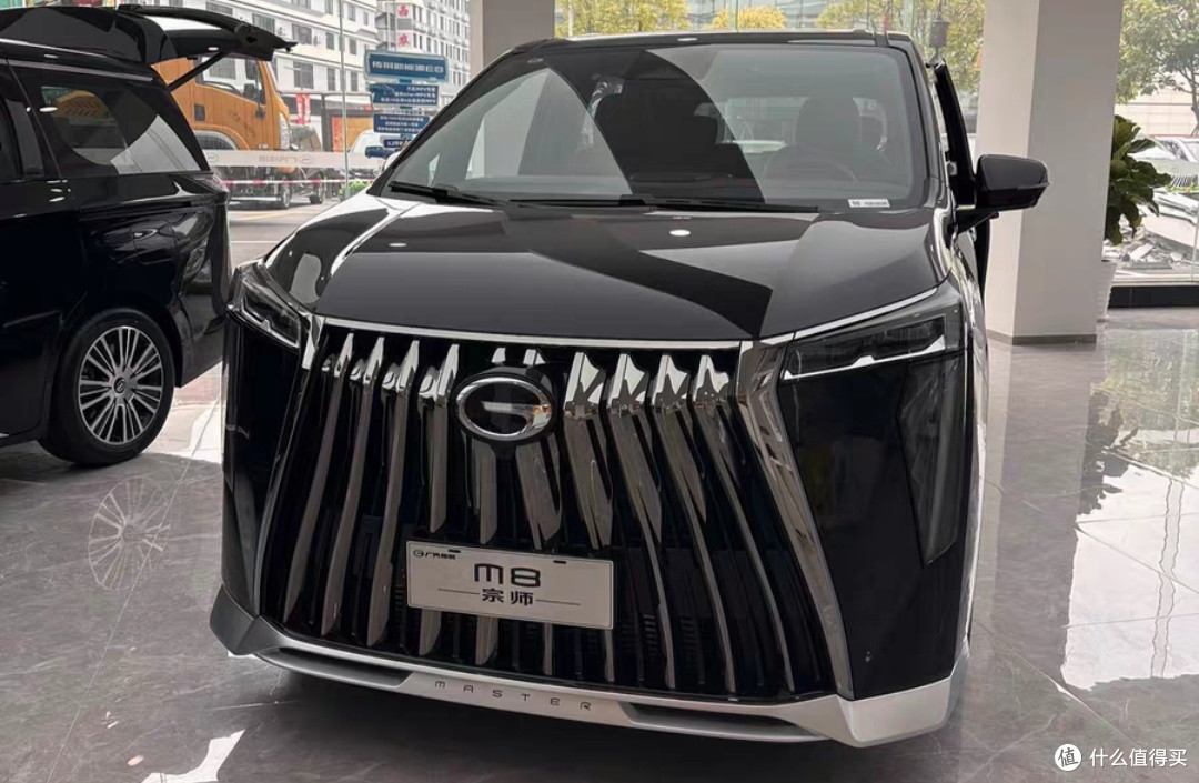 超帅的国产mpv:传祺M8