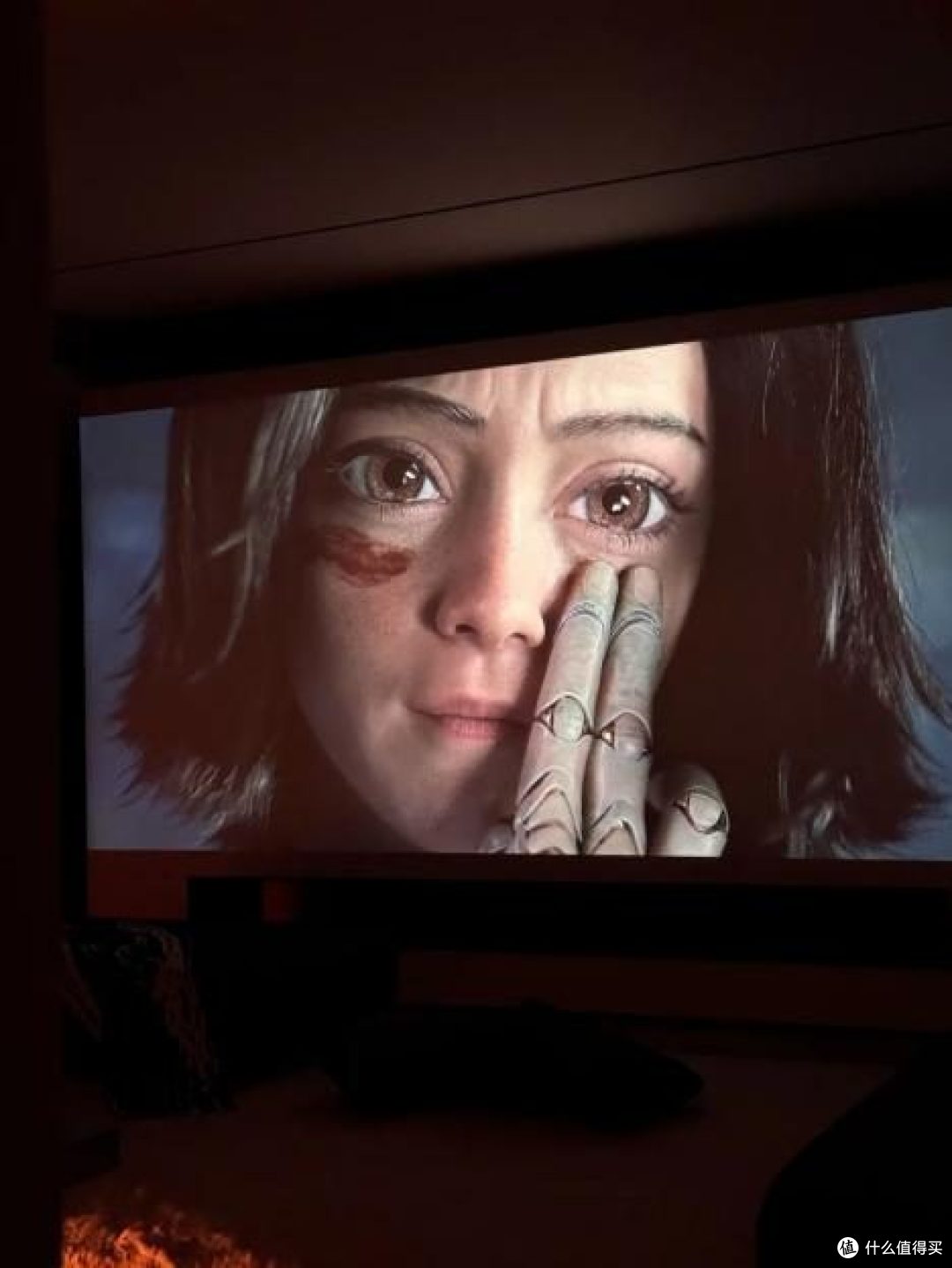 618客厅投影仪选购，当贝F7 Pro能优化老电影到4K，爸妈直呼太香