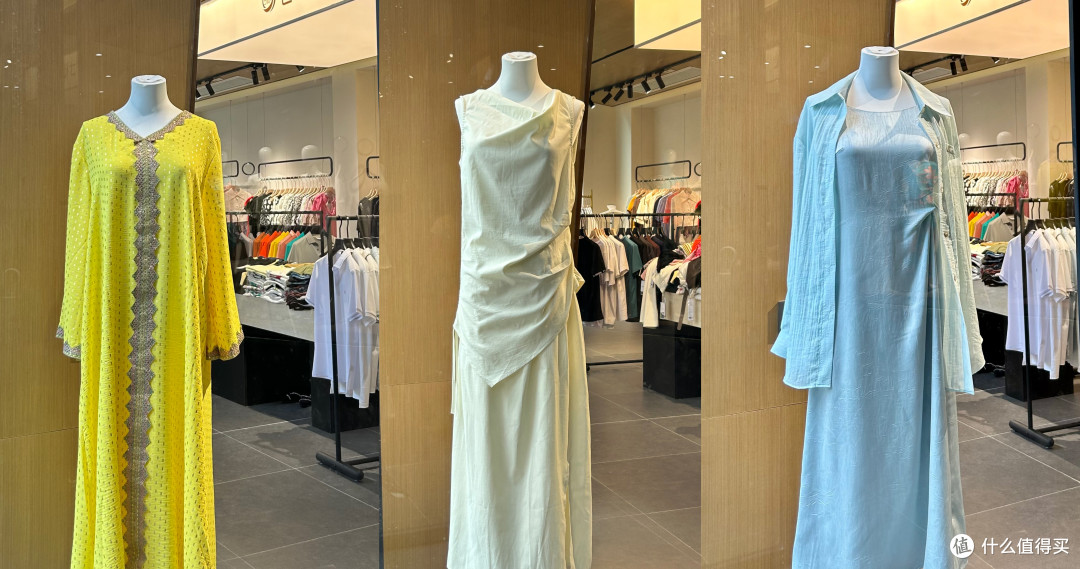 七悦佰服饰名品：解锁时尚新体验，让穿搭独一无二