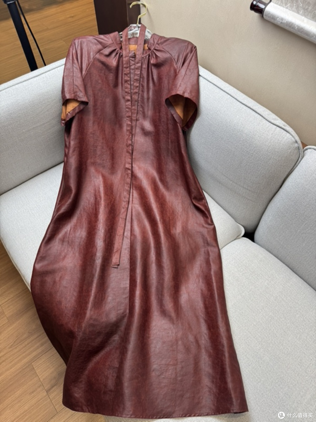 七悦佰服饰名品：解锁时尚新体验，让穿搭独一无二