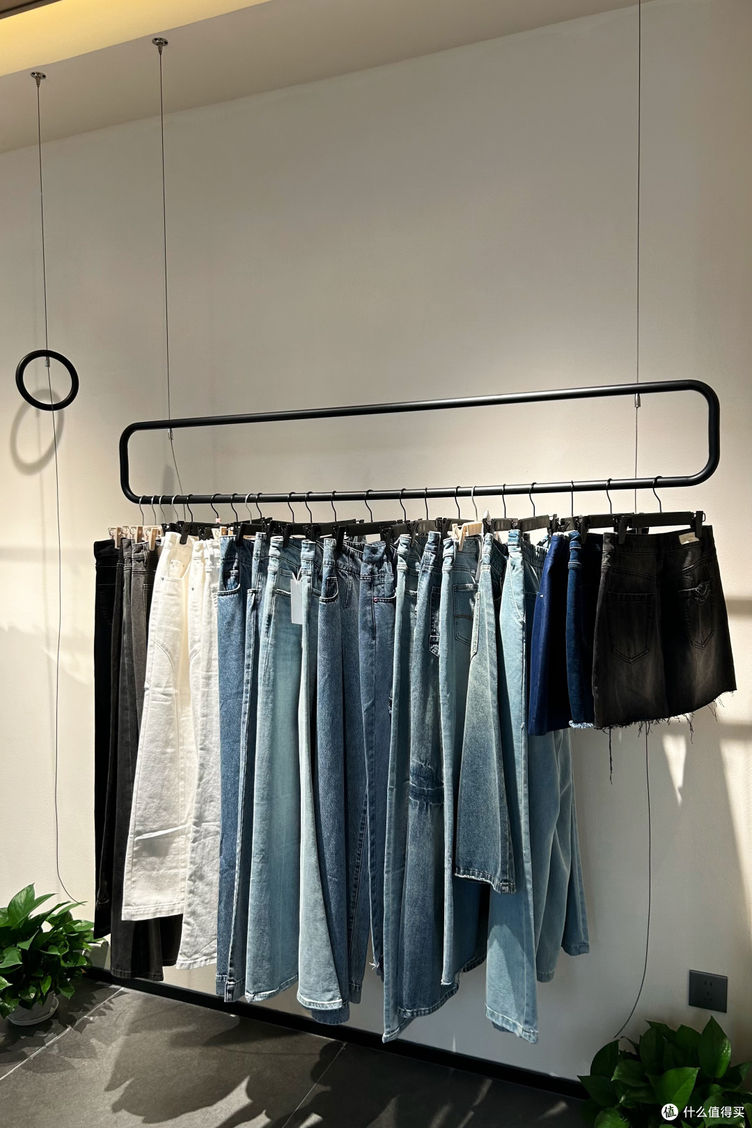 七悦佰服饰名品：解锁时尚新体验，让穿搭独一无二